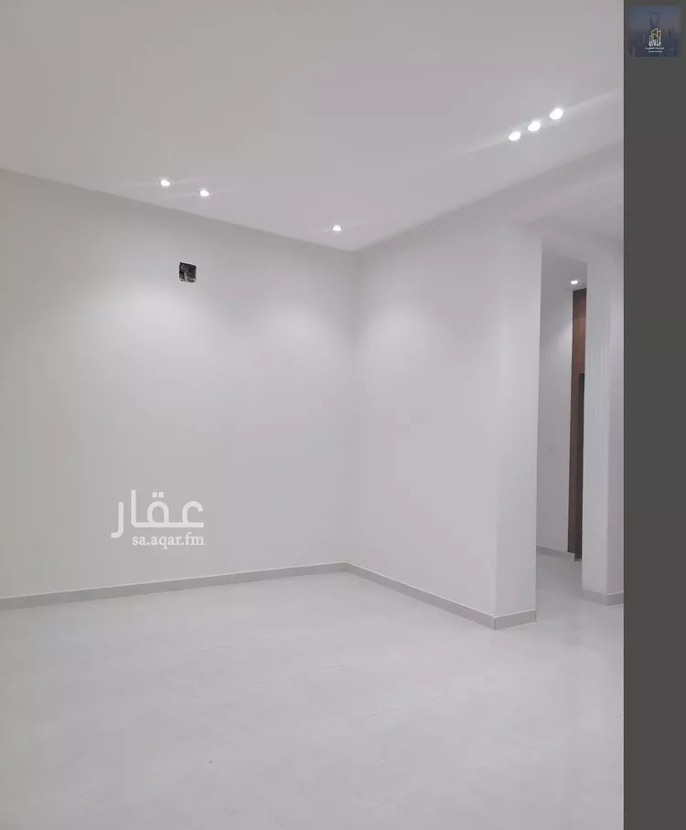 فيلا للبيع في شارع بوابة الشرق, حي الجنادرية, مدينة الرياض, منطقة الرياض 6