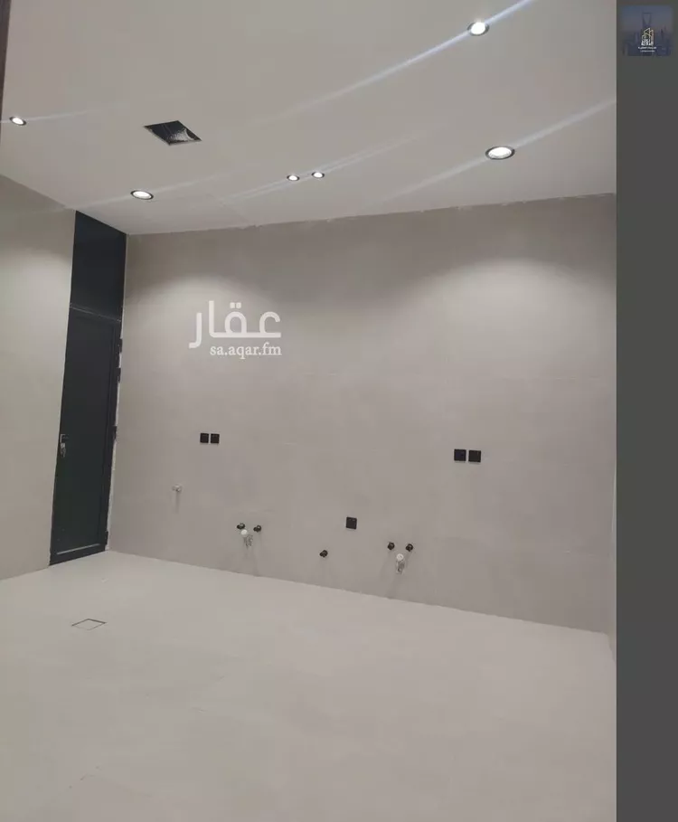 Floor for Sale in Riyadh An Nadhim 7