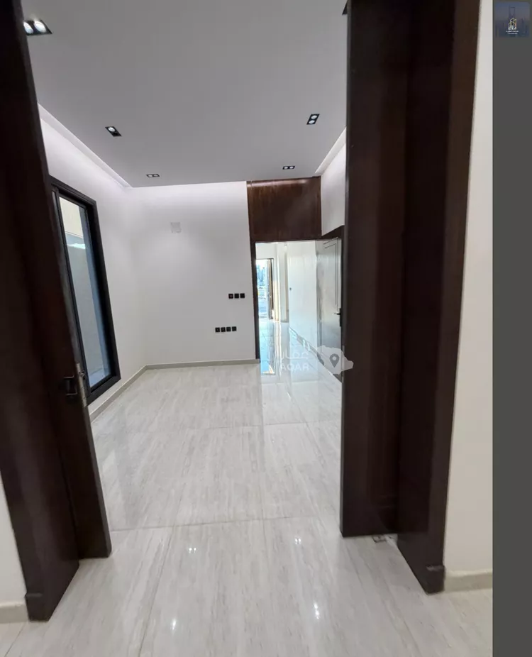دور للبيع في شارع يوسف بن عبدالصمد, حي المعيزيلة, مدينة الرياض, منطقة الرياض صورة 2