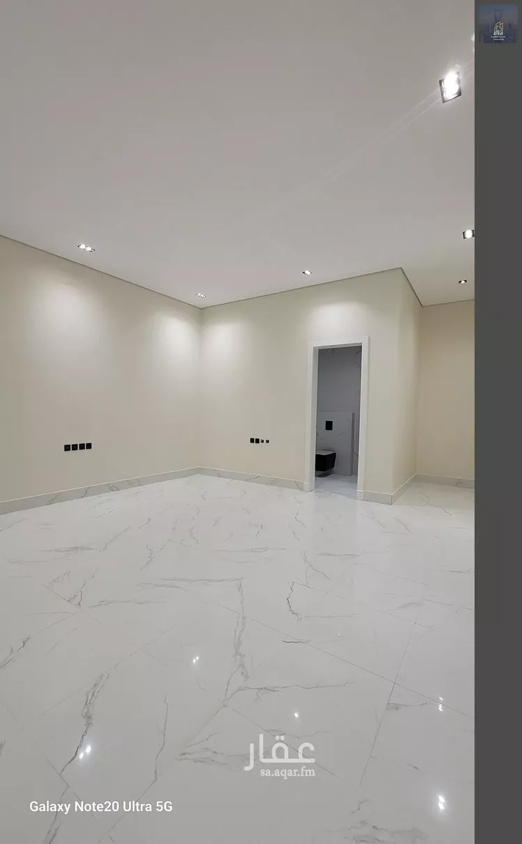 دور للبيع في شارع الضياء, حي الجنادرية, مدينة الرياض, منطقة الرياض صورة 2