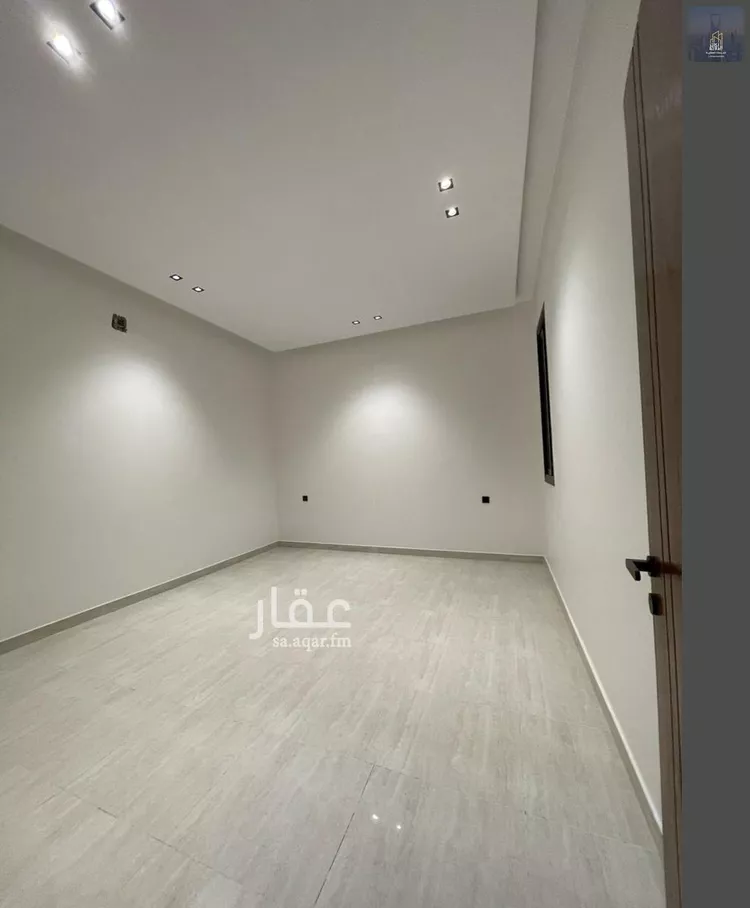 دور للبيع في شارع بوابه الشرق, حي الجنادرية, مدينة الرياض, منطقة الرياض صورة 4