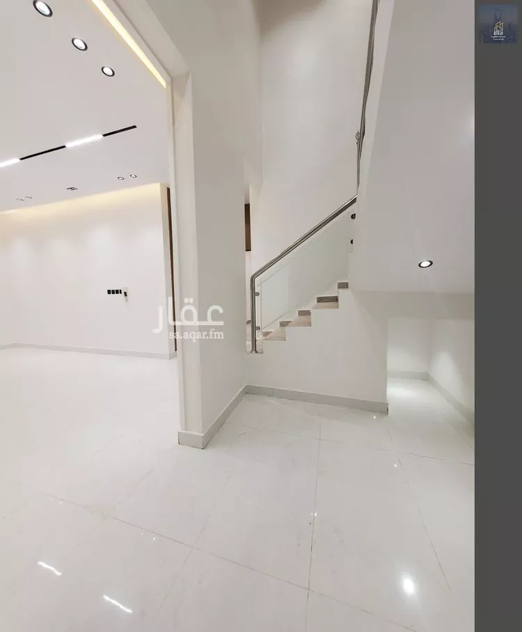 Villa for Sale in Riyadh Al Janadriyah 7