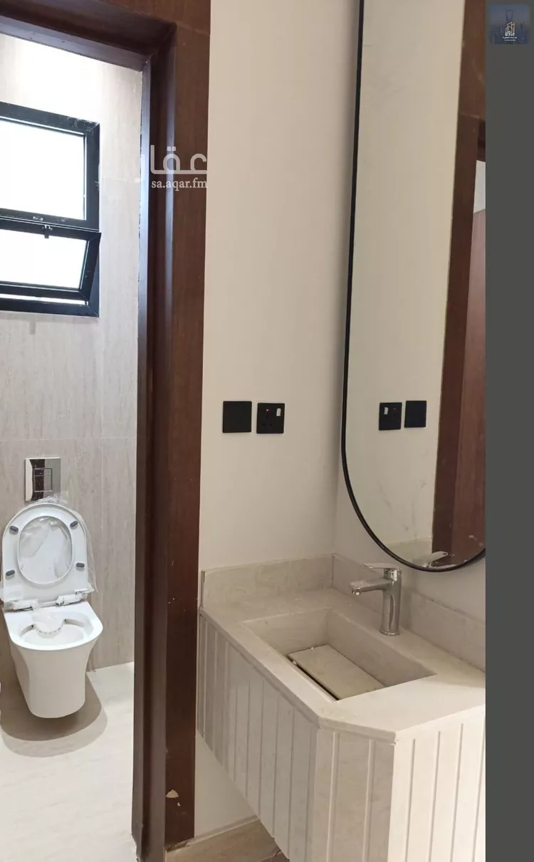 Floor for Sale in Riyadh Dirab 10