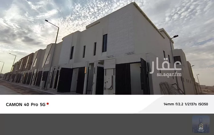 دور للبيع في شارع محمد الدمياطي, حي ديراب, مدينة الرياض, منطقة الرياض 17
