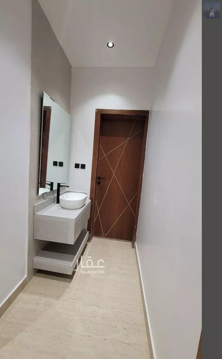Floor for Sale in Riyadh Ash Sharq 9