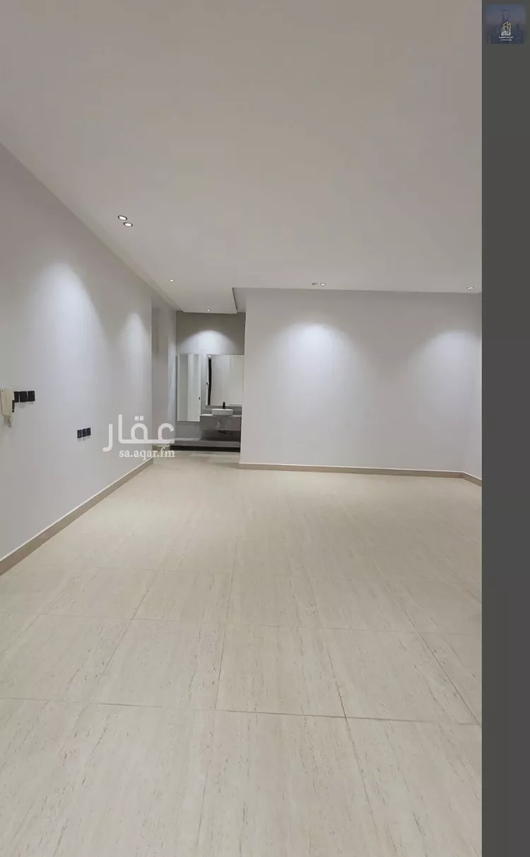 Floor for Sale in Riyadh Ash Sharq 11