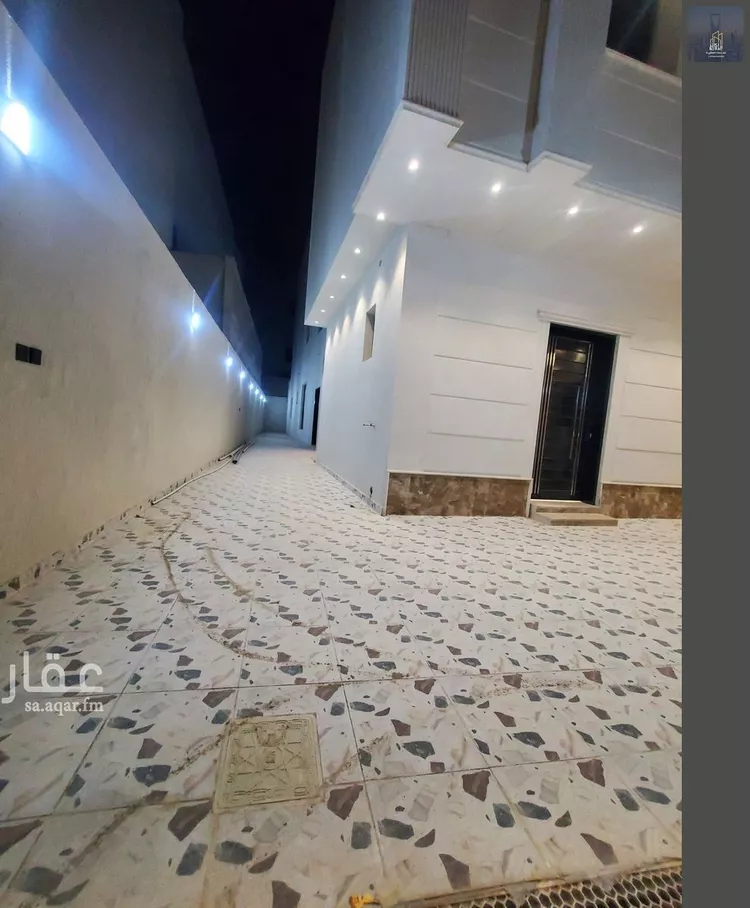 دور للبيع في شارع الغصون, حي الجنادرية, مدينة الرياض, منطقة الرياض 14
