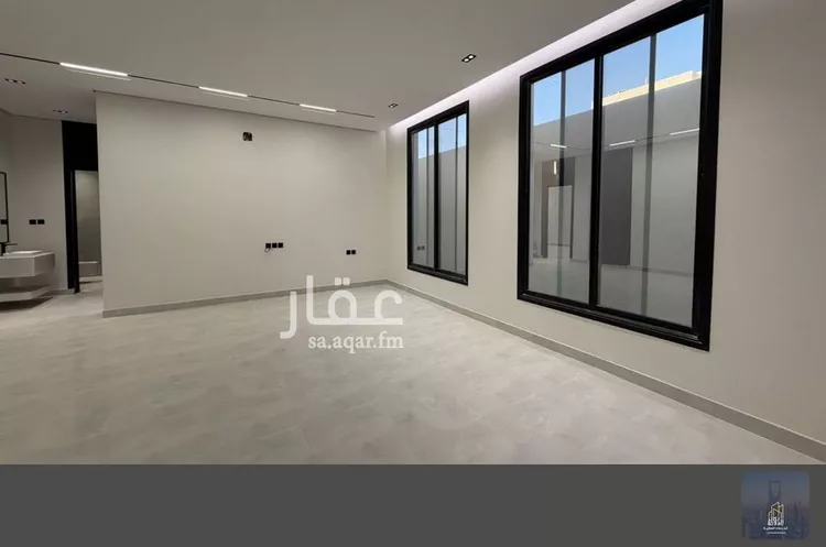 دور للبيع في شارع بوابه الشرق, حي الجنادرية, مدينة الرياض, منطقة الرياض 8