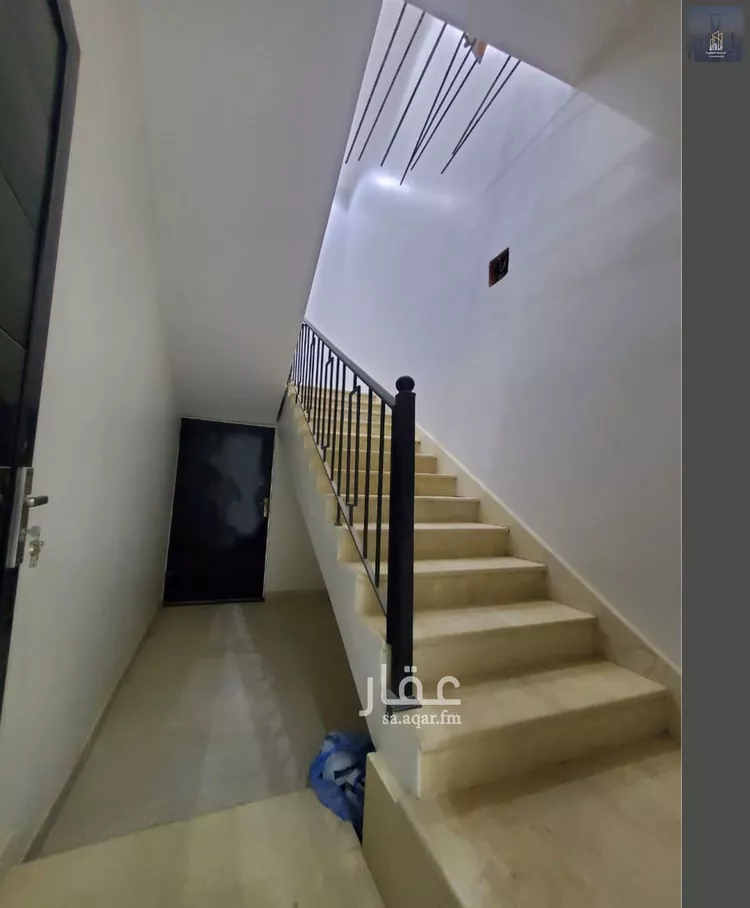 دور للبيع في شارع بوابه الشرق, حي الجنادرية, مدينة الرياض, منطقة الرياض 14