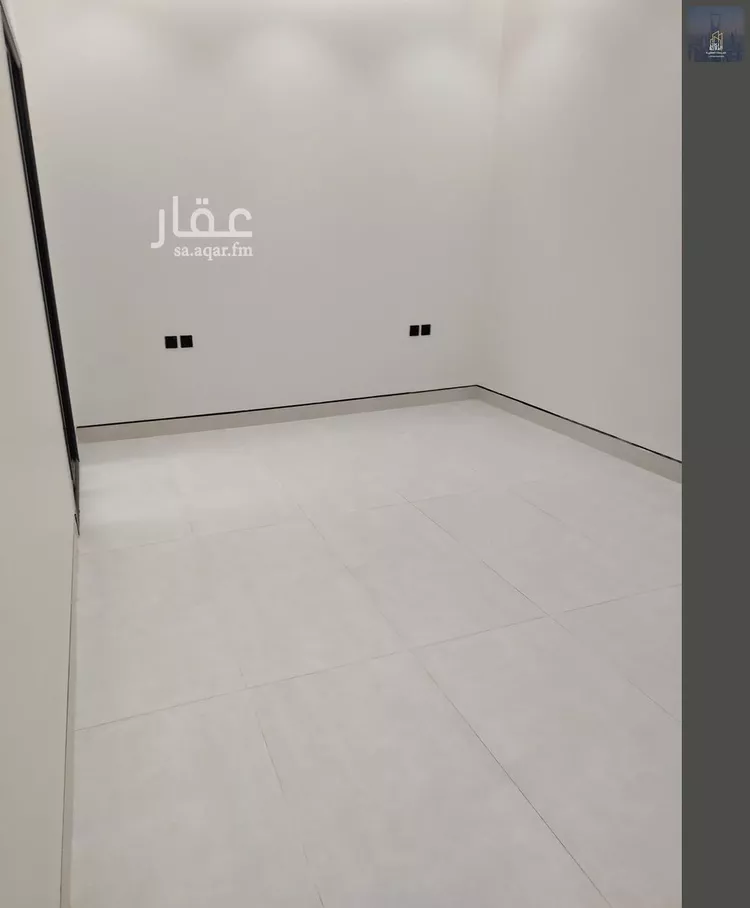 Floor for Sale in Riyadh Al Janadriyah 12