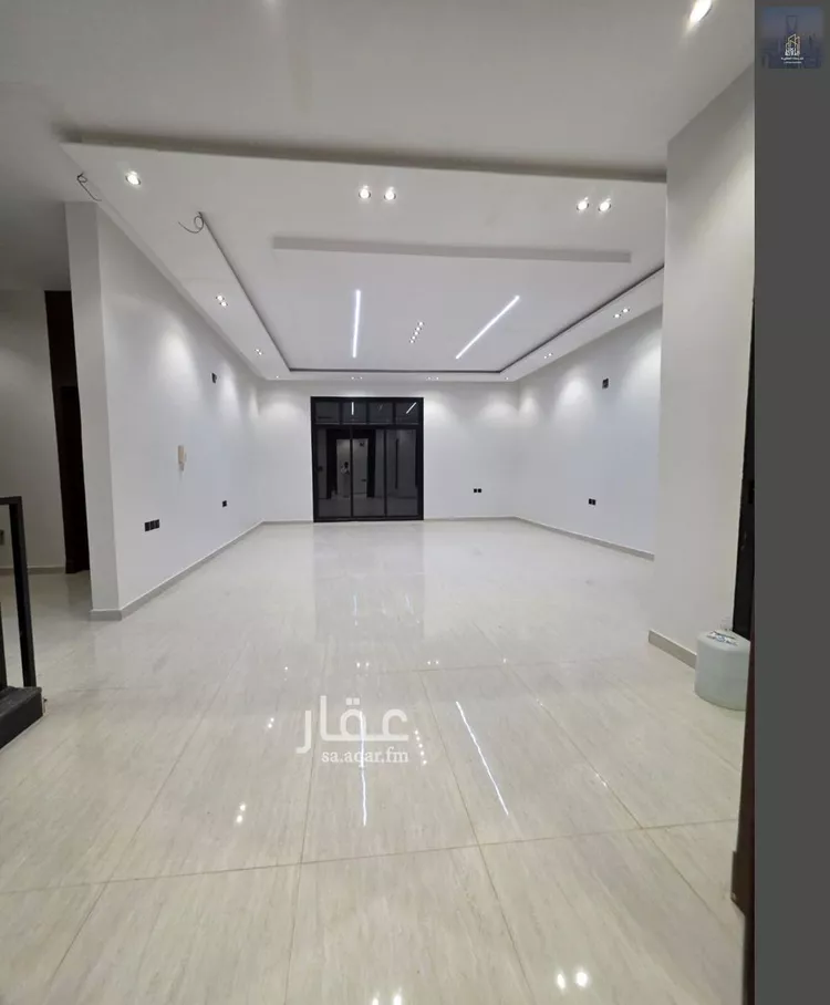 فيلا للبيع في شارع بوابة الشرق, حي الجنادرية, مدينة الرياض, منطقة الرياض صورة 5