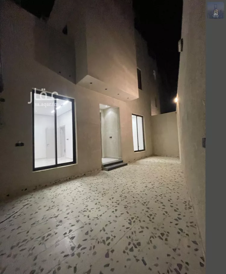 فيلا للبيع في شارع الحسن القرشي, حي البيان, مدينة الرياض, منطقة الرياض 10