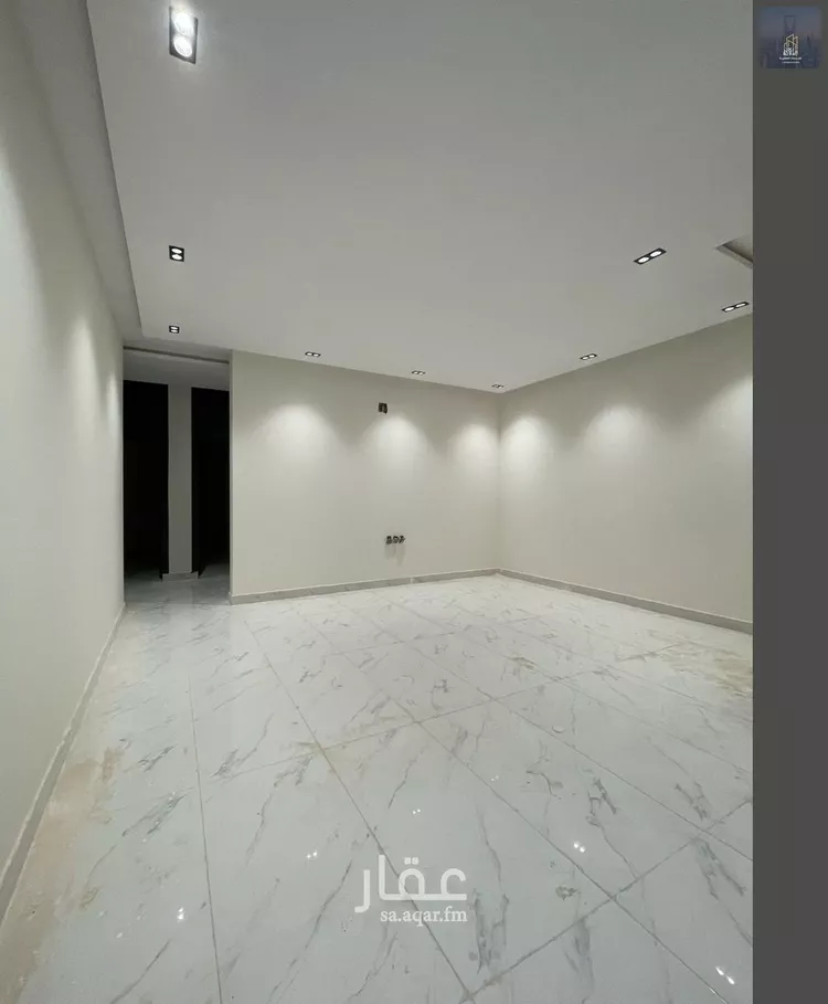 فيلا للبيع في شارع الغصون, حي الجنادرية, مدينة الرياض, منطقة الرياض صورة 5