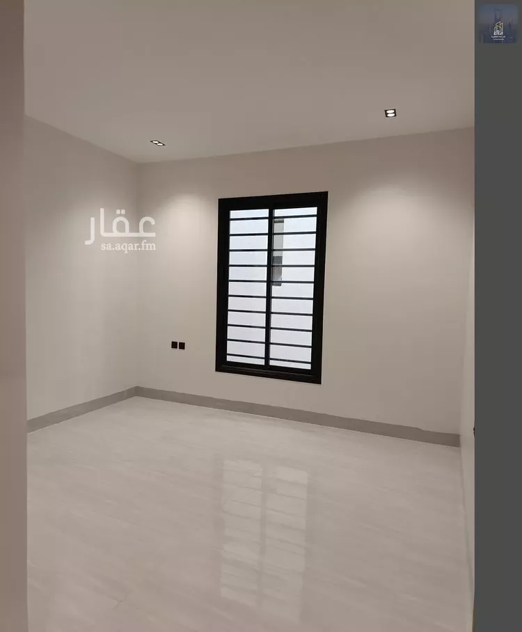 Floor for Sale in Riyadh Al Janadriyah 17