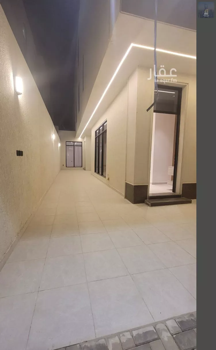 فيلا للبيع في شارع الغصون, حي الجنادرية, مدينة الرياض, منطقة الرياض 10