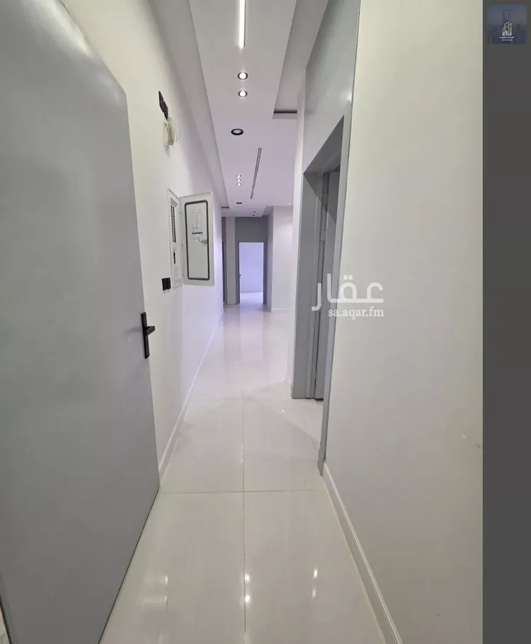دور للبيع في شارع مخطط النخبه, حي النظيم, مدينة الرياض, منطقة الرياض 9