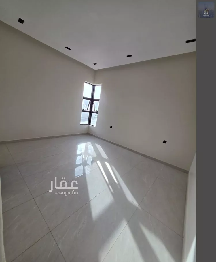 فيلا للبيع في شارع بوابة الشرق, حي الجنادرية, مدينة الرياض, منطقة الرياض صورة 5