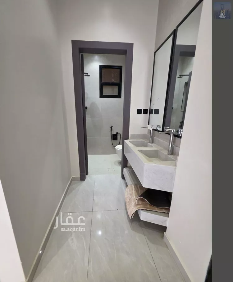 فيلا للبيع في شارع بوابة الشرق, حي الجنادرية, مدينة الرياض, منطقة الرياض 8