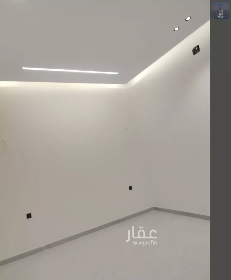 دور للبيع في شارع بوابة الشرق, حي الجنادرية, مدينة الرياض, منطقة الرياض 8