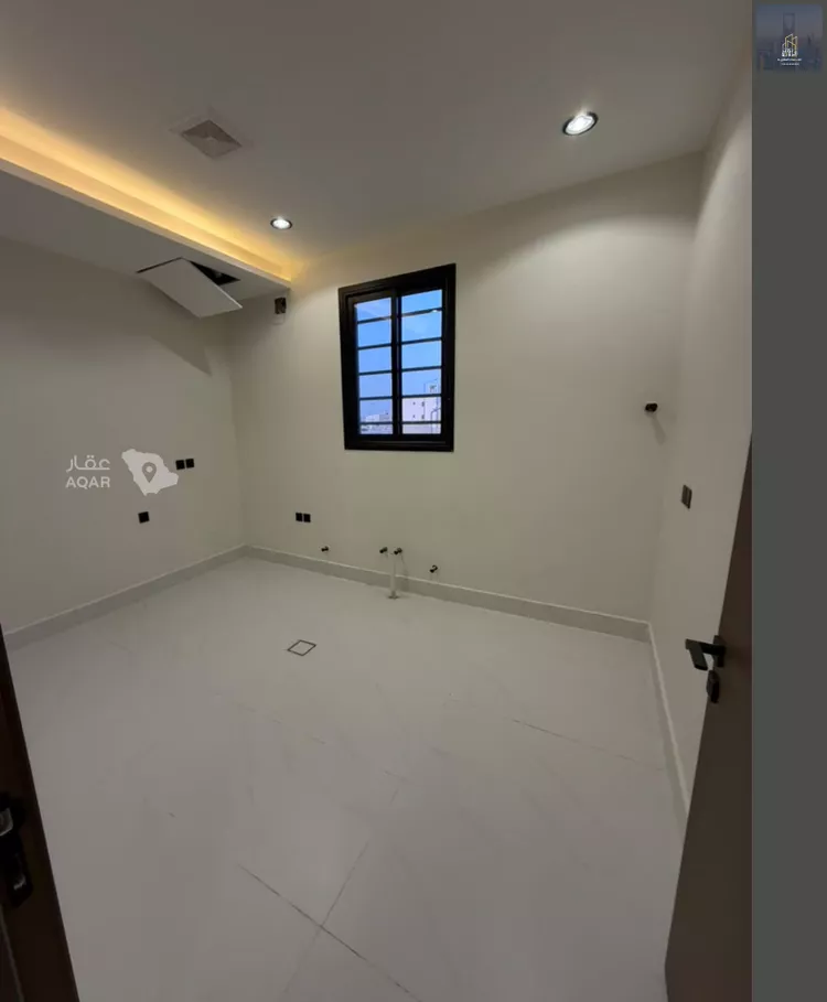 دور للبيع في شارع النخبه, حي النظيم, مدينة الرياض, منطقة الرياض 4