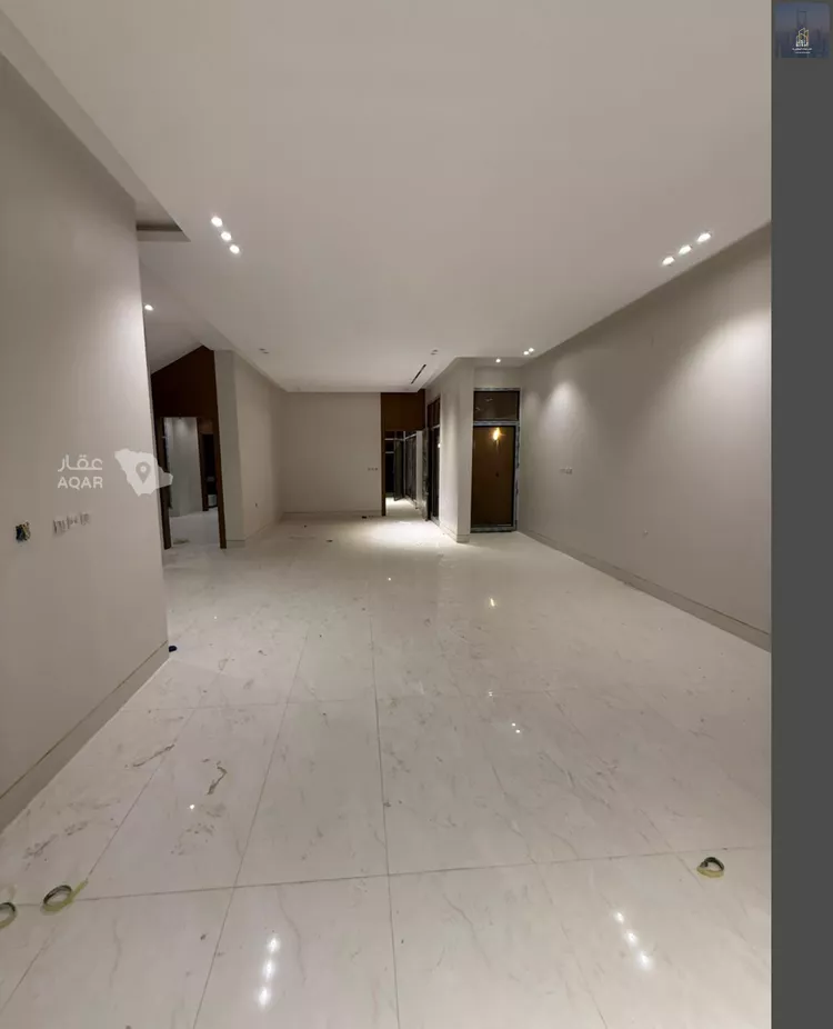 Villa for Sale in Riyadh Al Khaleej 7