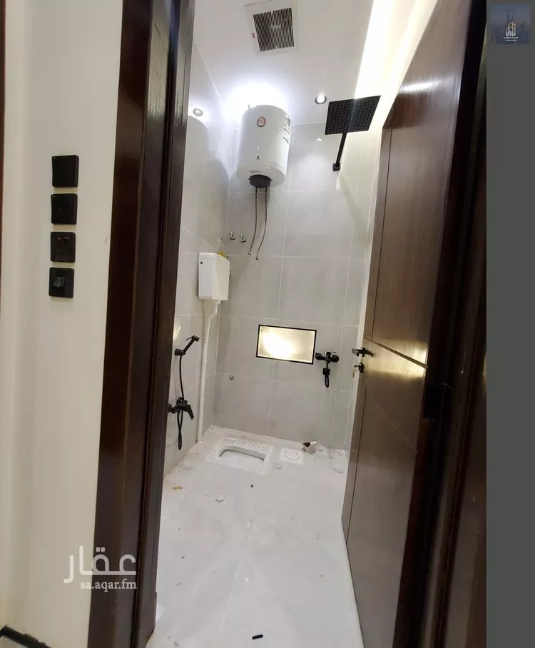 شقة للبيع في شارع الشيخ خليفة بن حمد آل ثاني, حي الجنادرية, مدينة الرياض, منطقة الرياض 12