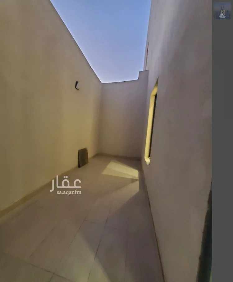 Villa for Sale in Riyadh Al Janadriyah 22