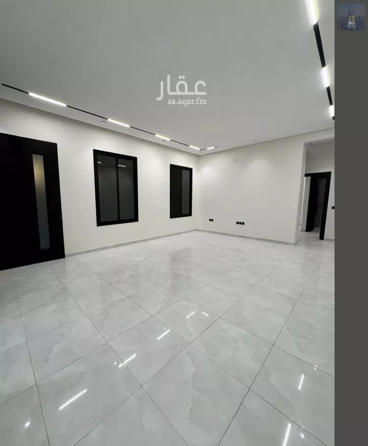 دور للبيع في شارع بوابه الشرق, حي الجنادرية, مدينة الرياض, منطقة الرياض صورة 2