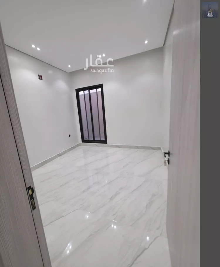 دور للبيع في شارع مخطط النخبه, حي النظيم, مدينة الرياض, منطقة الرياض صورة 3