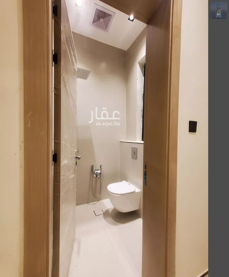 فيلا للبيع في شارع المعيزيله, حي المعيزيلة, مدينة الرياض, منطقة الرياض 24