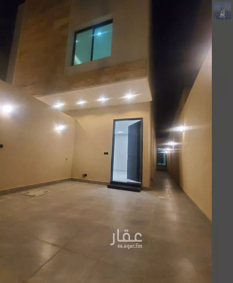 Floor for Sale in Riyadh Al Janadriyah 17