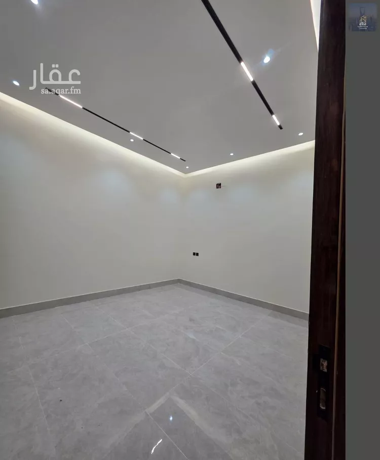 فيلا للبيع في شارع بوابه الشرق, حي الجنادرية, مدينة الرياض, منطقة الرياض 8