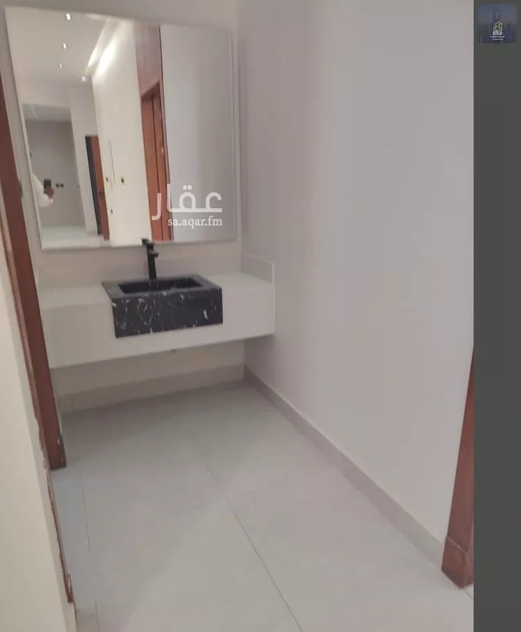 فيلا للبيع في شارع بوابة الشرق, حي الجنادرية, مدينة الرياض, منطقة الرياض صورة 3