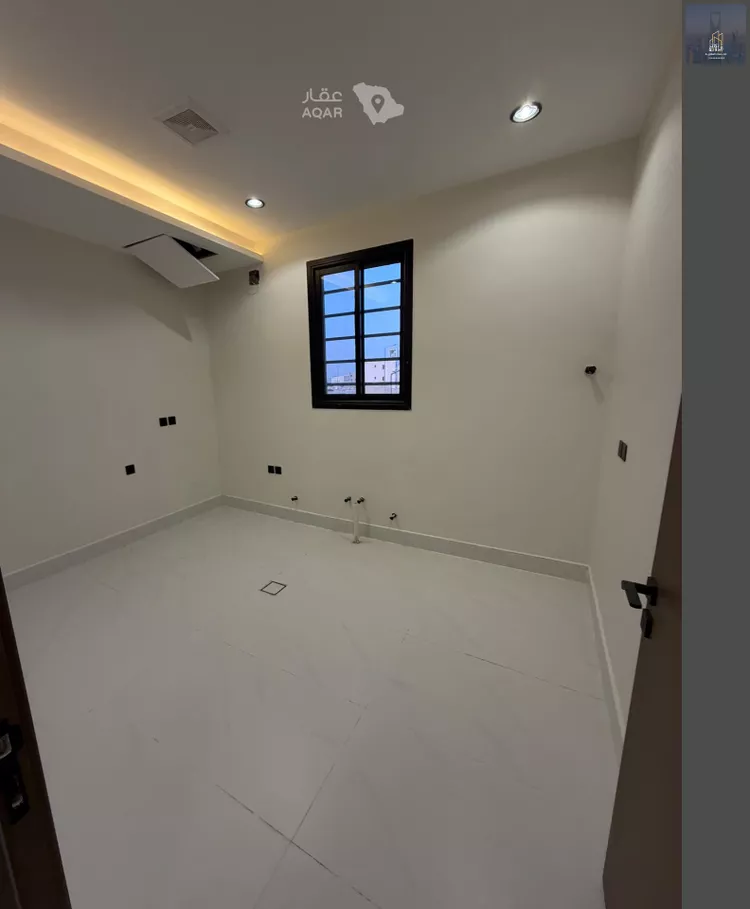 دور للبيع في شارع النخبه, حي النظيم, مدينة الرياض, منطقة الرياض 8