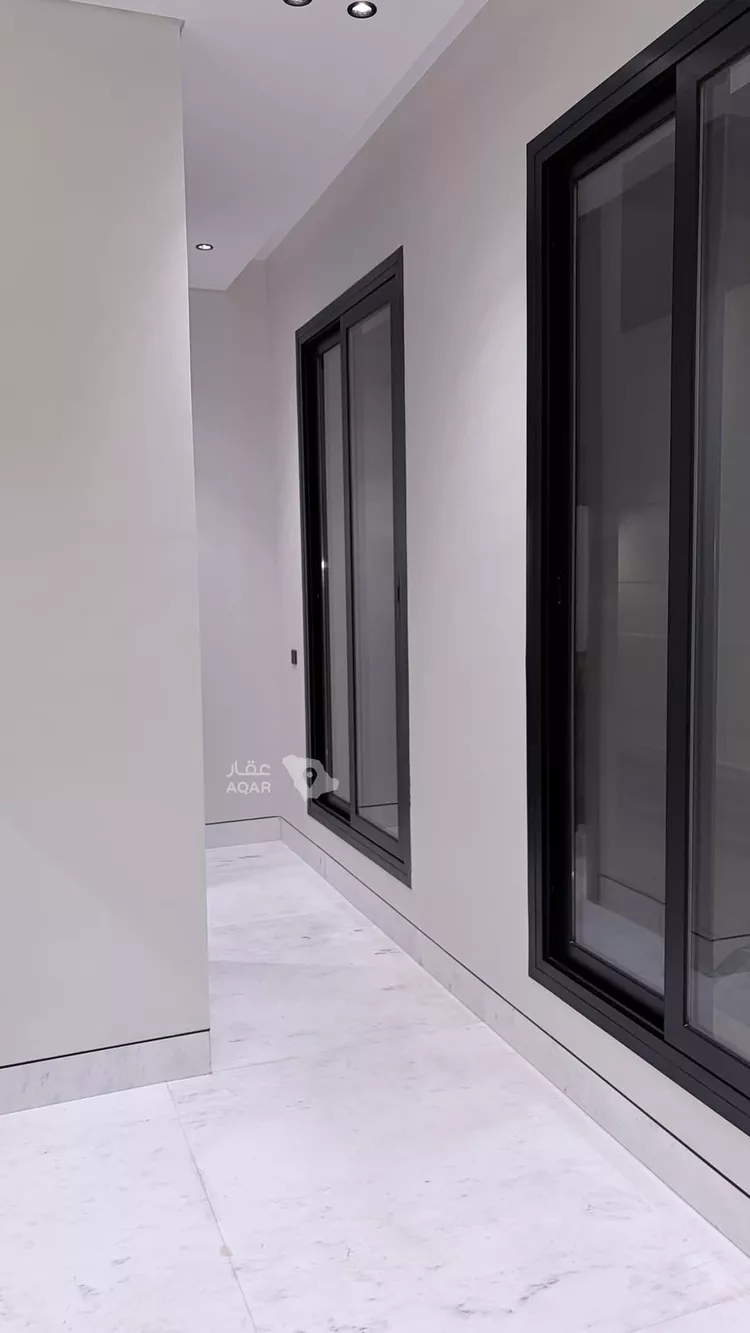 Villa for Sale in Riyadh Al Malqa 16