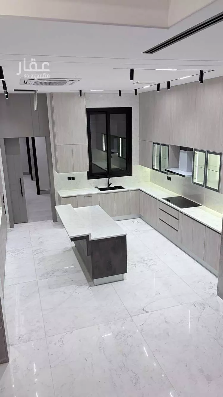 فيلا للبيع في شارع الاشعاب, حي الملقا, مدينة الرياض, منطقة الرياض صورة 5