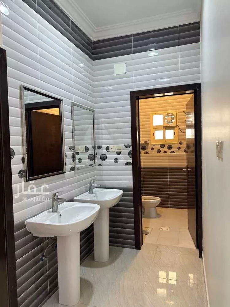 شقة للإيجار في شارع عارف أحمد حكمت ، حي المروج ، أبها ، منطقة عسير صورة 2