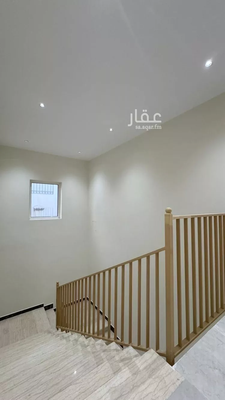 فيلا للبيع في شارع سهل بن حنيف, حي الحسام, مدينة الدمام, المنطقة الشرقية صورة 2