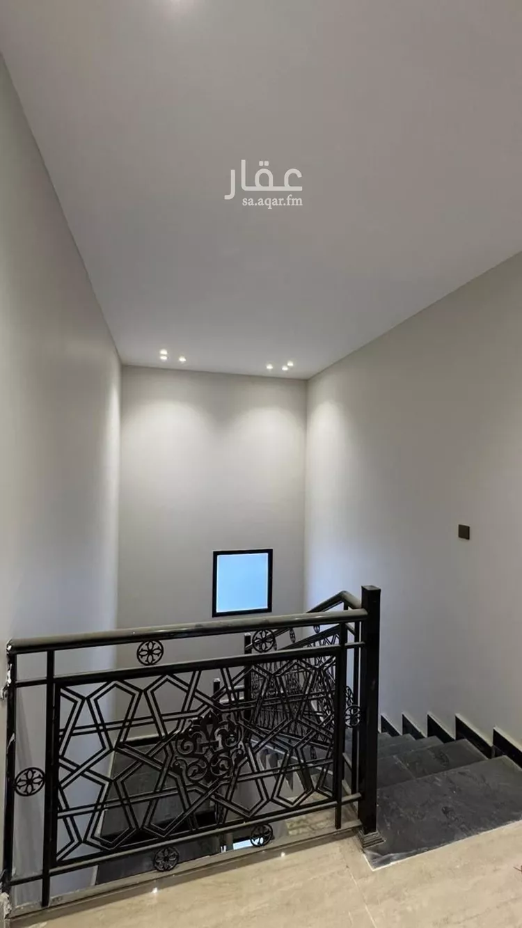 فيلا للبيع في شارع ابن مرزقان, حي ضاحية الملك فهد, مدينة الدمام, المنطقة الشرقية صورة 3