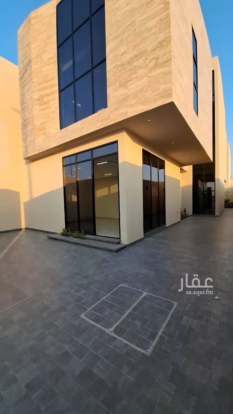 فيلا للبيع في شارع النهضة, حي الشعلة, مدينة الدمام, المنطقة الشرقية 15