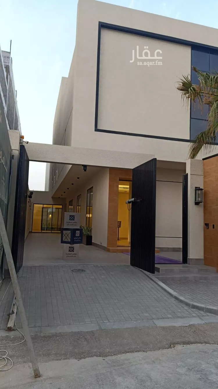 فيلا للبيع في شارع 81 السيف, حي السيف, مدينة الدمام, المنطقة الشرقية صورة 2