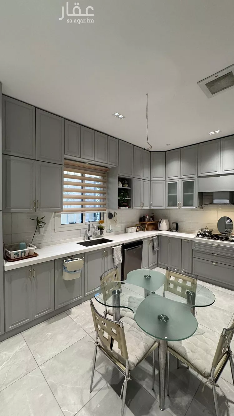 فيلا للبيع في شارع حطان ابن المعلي, حي الواحة, مدينة الدمام, المنطقة الشرقية صورة 5