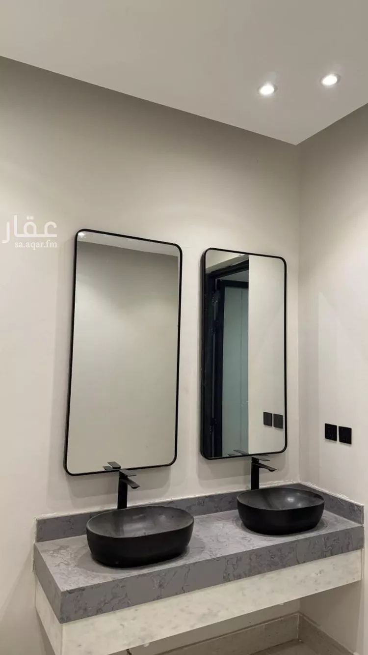 فيلا للبيع في شارع سعد الكندي, حي ضاحية الملك فهد, مدينة الدمام, المنطقة الشرقية