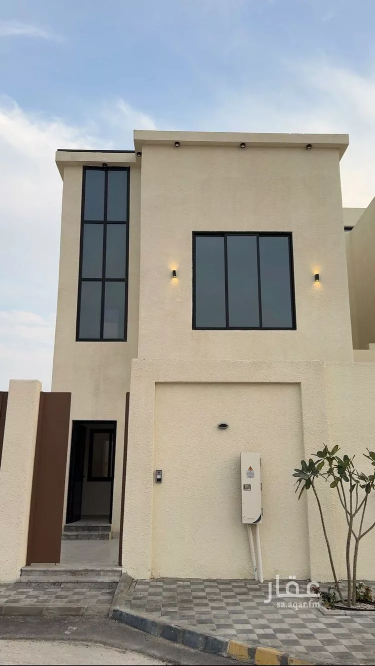 فيلا للبيع في شارع المسك, حي السيف, مدينة الدمام, المنطقة الشرقية