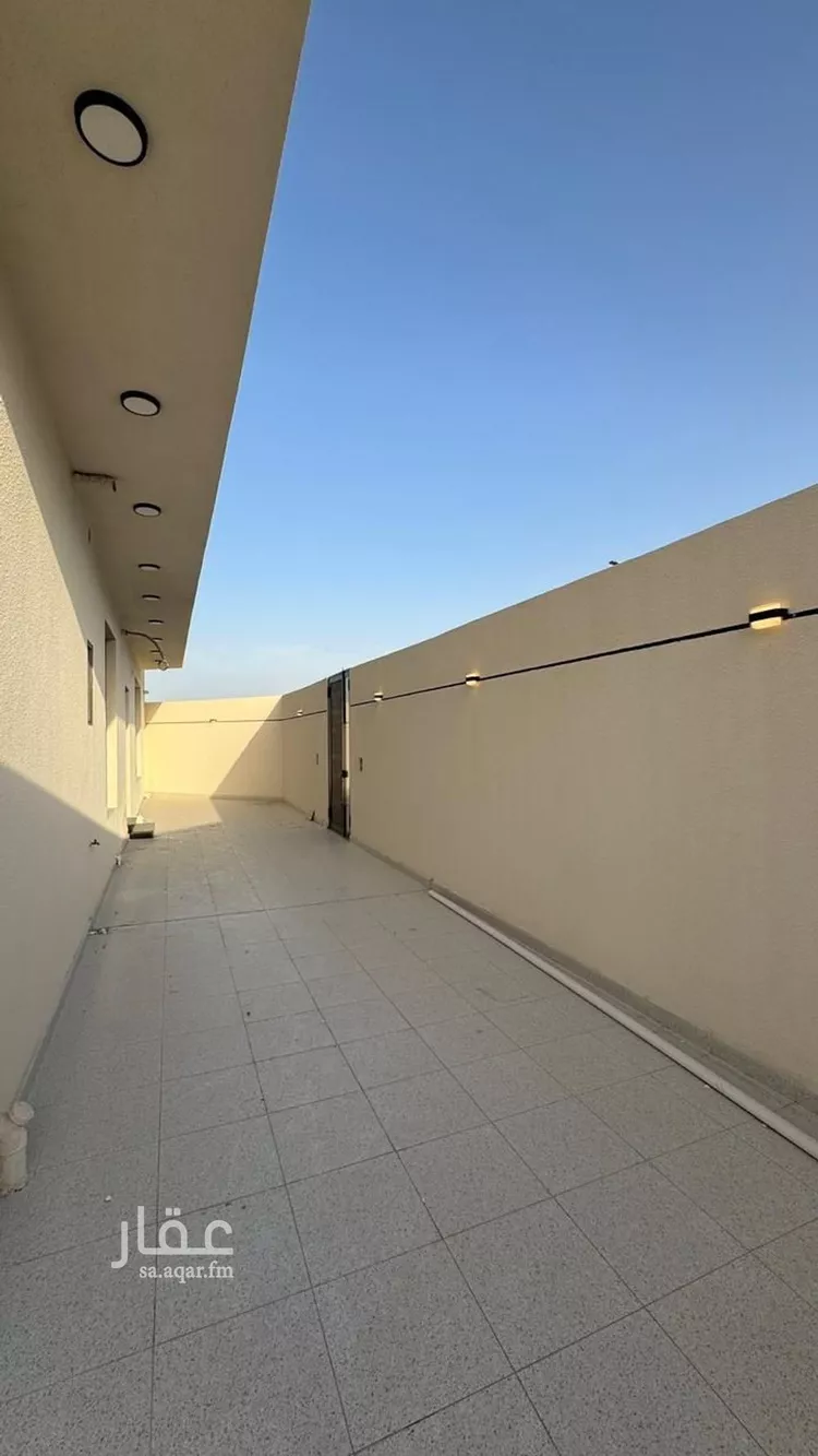 شقة للبيع في شارع مالك ابن عمر السلمي, حي ضاحية الملك فهد, مدينة الدمام, المنطقة الشرقية صورة 4