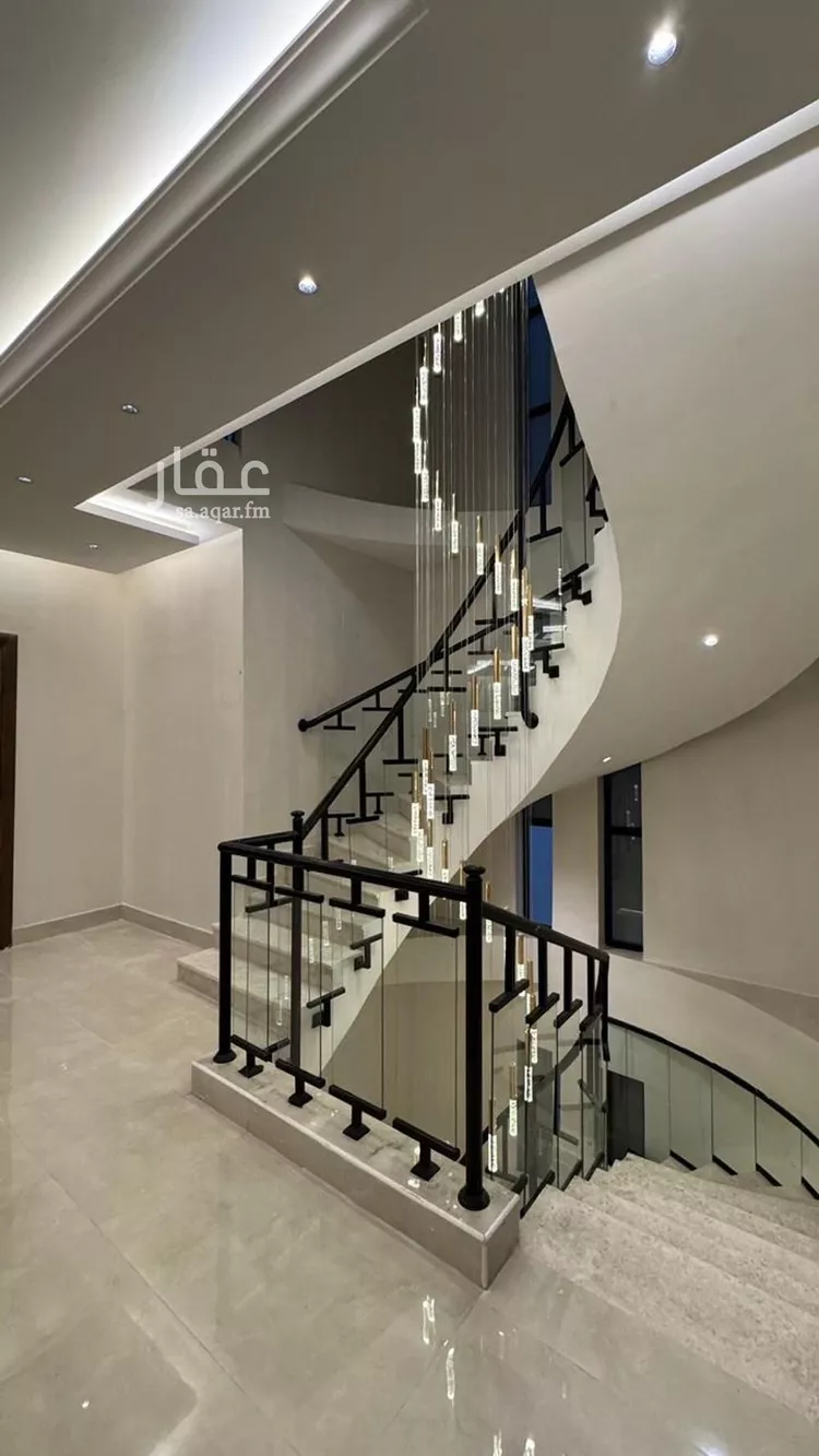 فيلا للبيع في شارع قرن المنازل, حي الصواري, مدينة الخبر, المنطقة الشرقية صورة 4