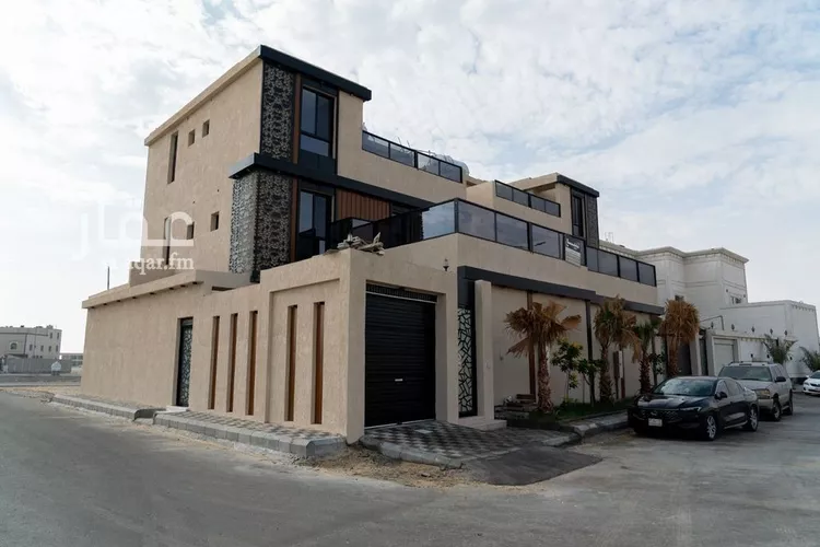 فيلا للبيع في شارع عبدالله ابن مسلمة, حي الكوثر, مدينة الخبر, المنطقة الشرقية صورة 3