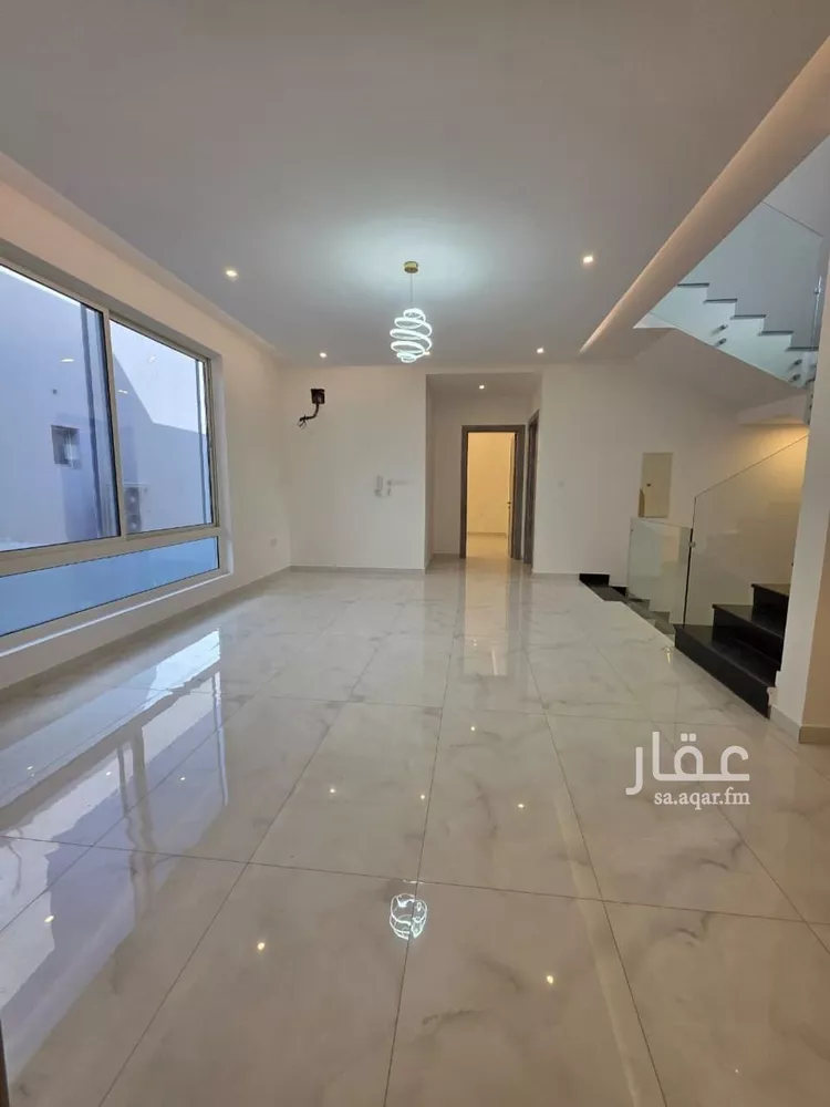 فيلا للبيع في شارع ابراهيم الحرثي, حي الصدفة, مدينة الدمام, المنطقة الشرقية صورة 4