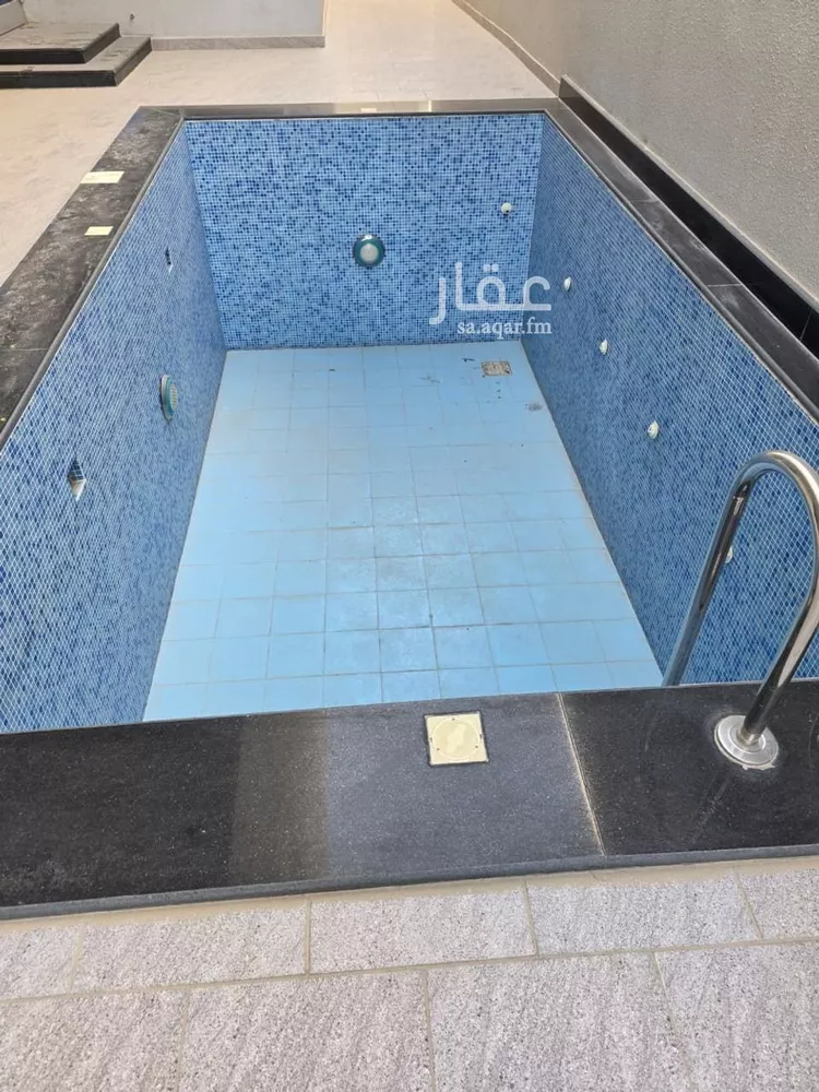 فيلا للبيع في شارع ابراهيم الحرثي, حي الصدفة, مدينة الدمام, المنطقة الشرقية صورة 5
