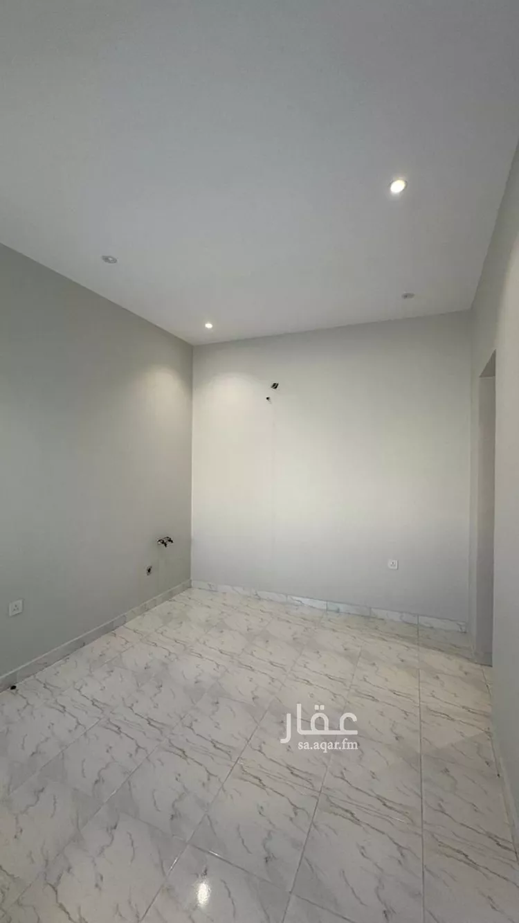 فيلا للبيع في شارع الأمير متعب بن عبدالعزيز, حي الشعلة, مدينة الدمام, المنطقة الشرقية صورة 3